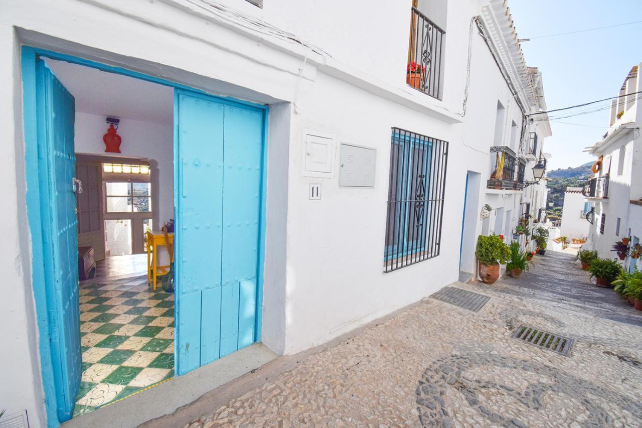 Casa Jazmin, Frigiliana Traditional Townhouse With Great Views Hansonholiday Rentals ภายนอก รูปภาพ
