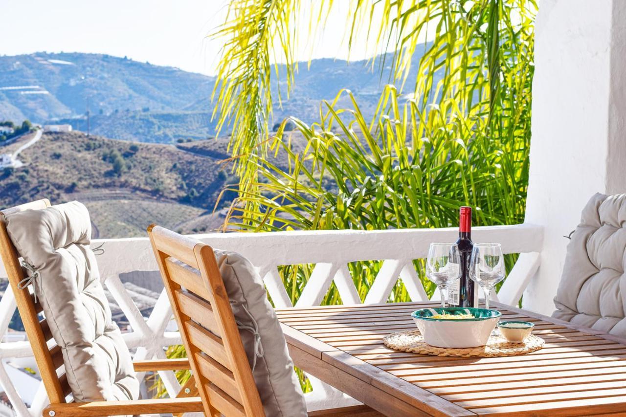 Casa Jazmin, Frigiliana Traditional Townhouse With Great Views Hansonholiday Rentals ภายนอก รูปภาพ
