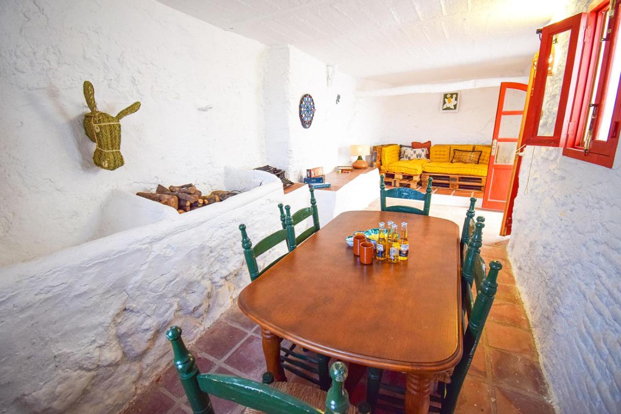 Casa Jazmin, Frigiliana Traditional Townhouse With Great Views Hansonholiday Rentals ภายนอก รูปภาพ